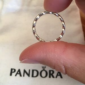 Pandora Jewelry - Pandora Sparkling Leaves Band Ring size 6 (52) Pandora Jewelry - Pandora Sparkling Leaves Band Ring size 6 (52)
